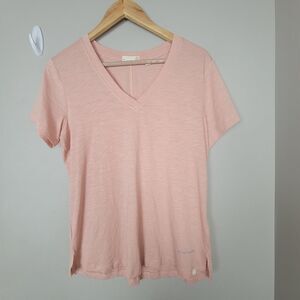 TASC Pink V neck Short Sleeve Tshirt Trump Winery Logo Medium